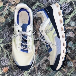 On Running cloudvista helion cloudtec running shoes Sneakers men’s size 11